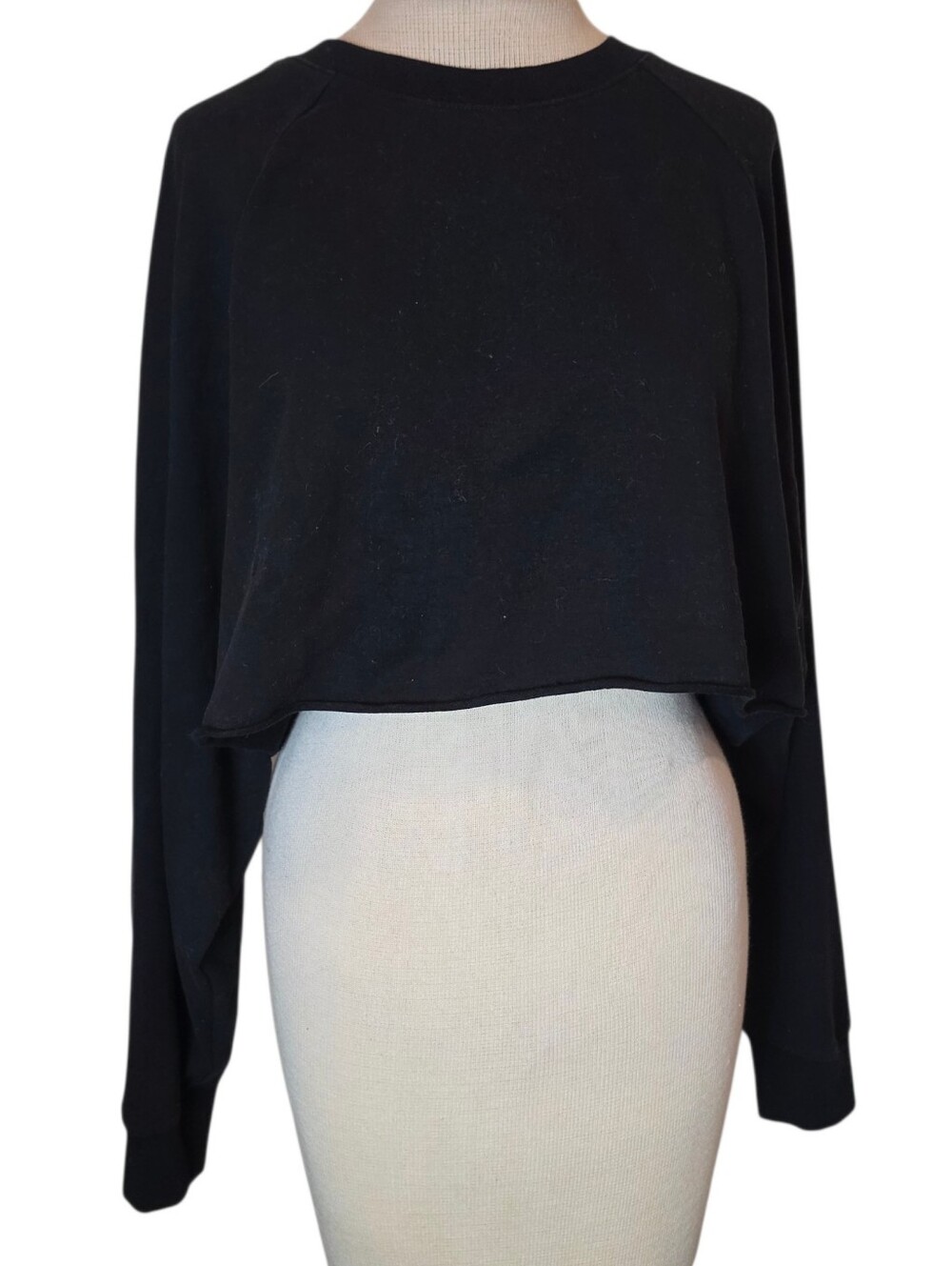 Alo Yoga Double Take Top Size M Black Cropped Boxy Long Sleeve Pullover